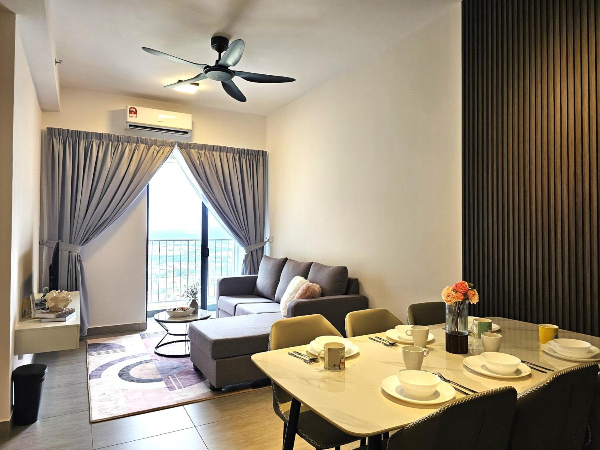 Stylish Sunsuria Forum 5mins To Sccc 6pax Apartment *