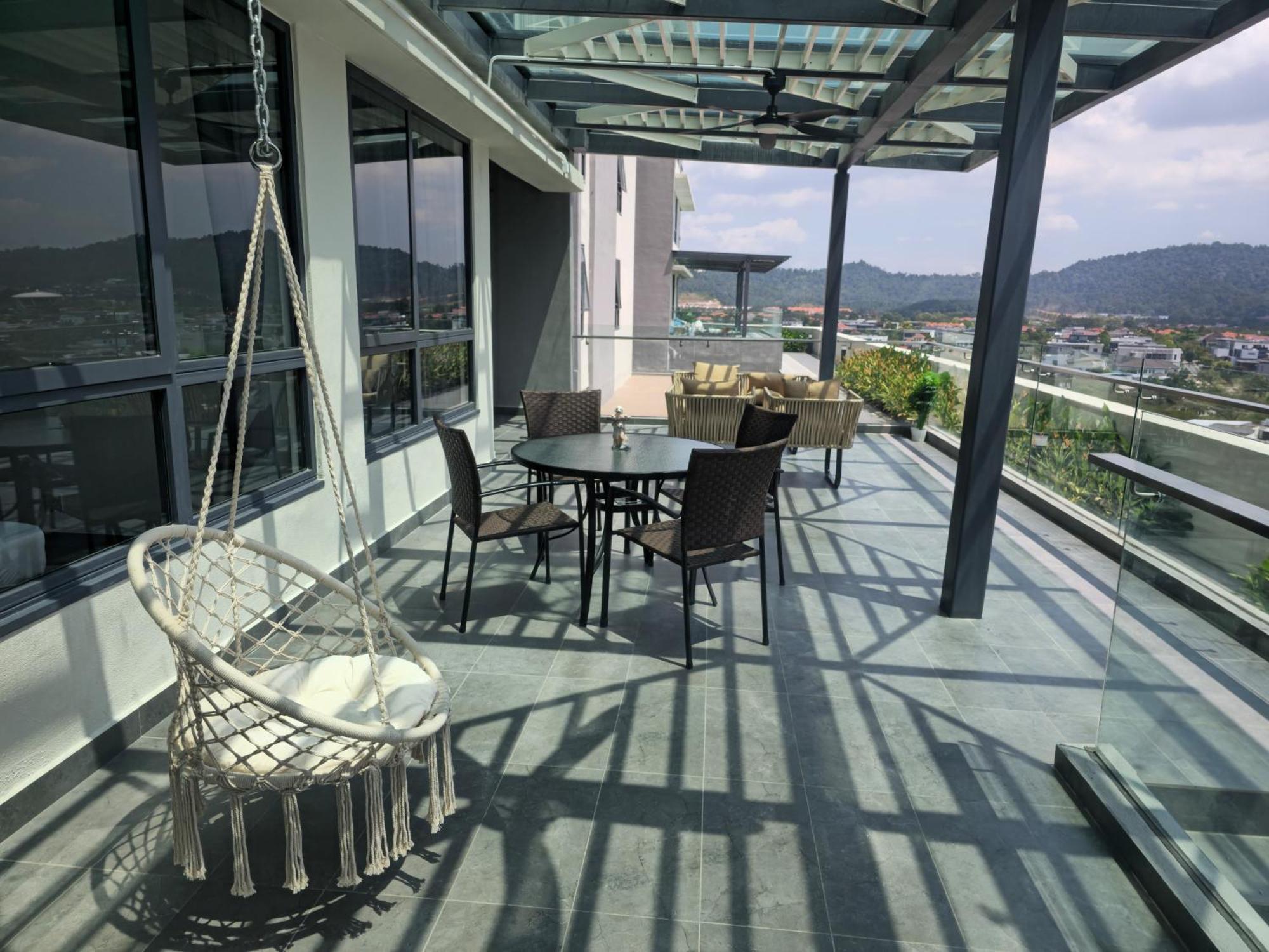 Stylish Sunsuria Forum 5mins To Sccc 6pax * Shah Alam